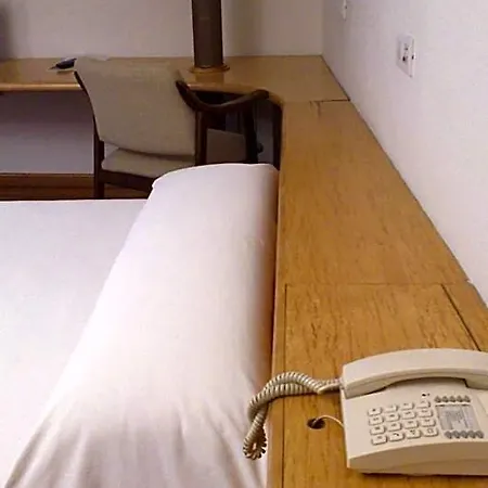 Hotel La Plaza I 2*
